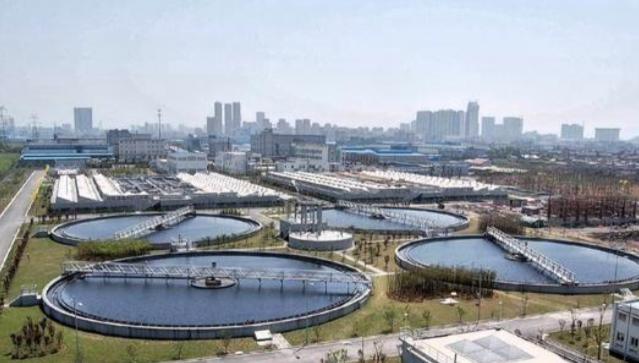 北京每天5700吨粪便，根本没运出五环，它们去了哪？你冲走的不是垃圾，而是城市下