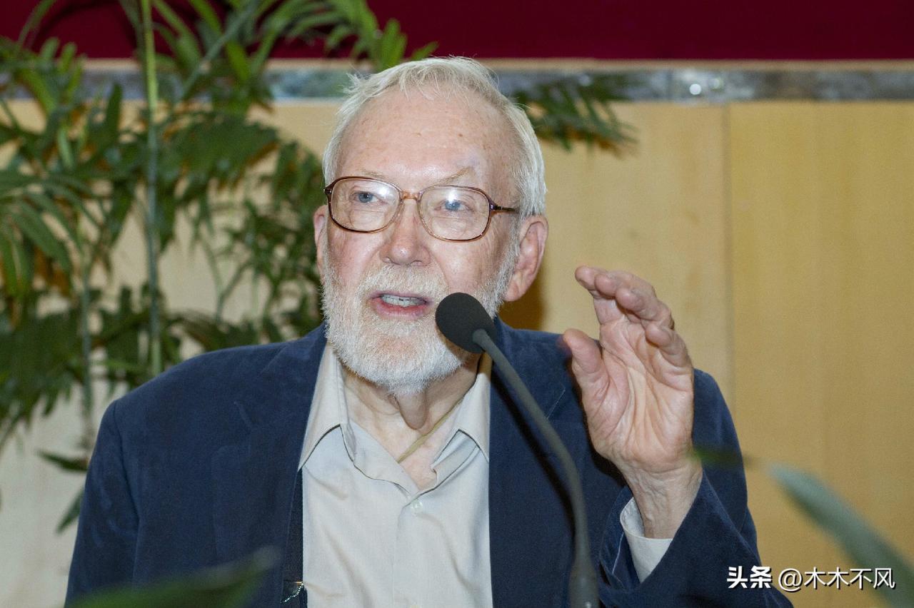 一位研究劳动经济学多年的学者说，“以前我不理解为什么有些年轻人总羡慕国外‘不加班