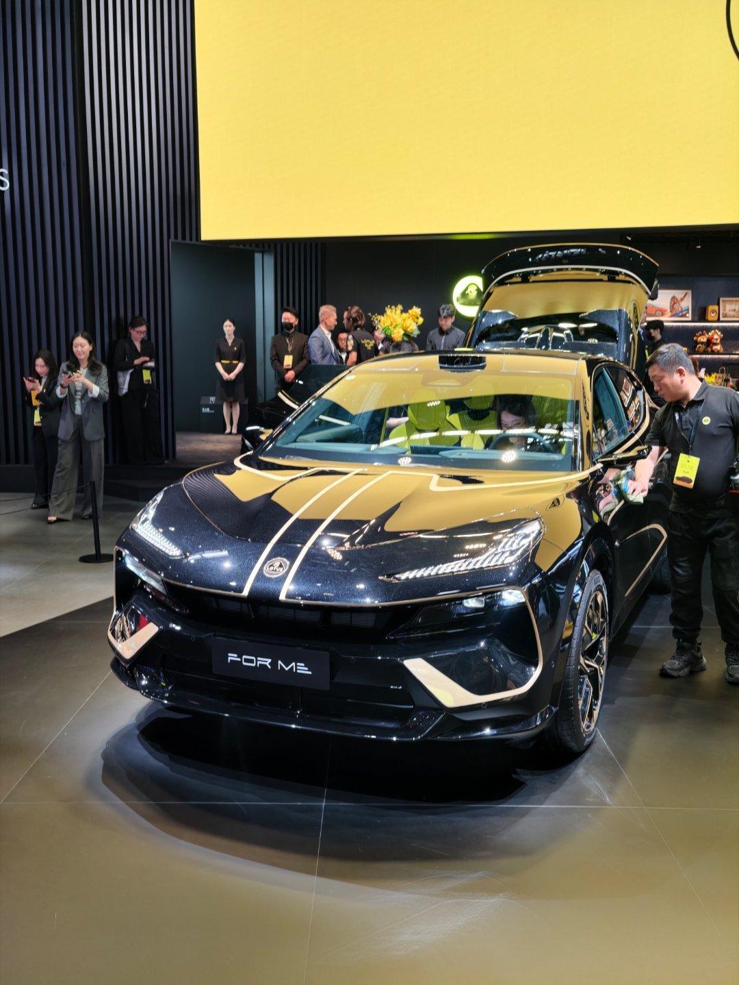 听说forme卖的不错，销量很好，真的觉得很开心，这个车值得被更多的人去体验，去