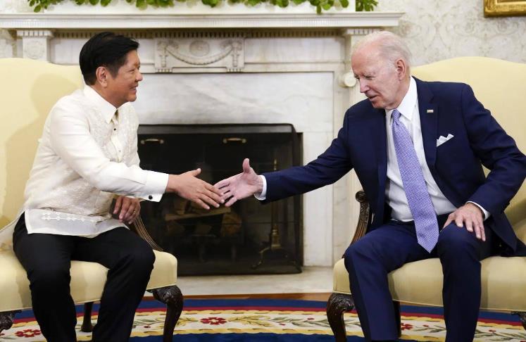 比立陶宛危害100倍

如果说欧洲跳蚤国立陶宛，在我国台海问题上上蹿下跳，
是为