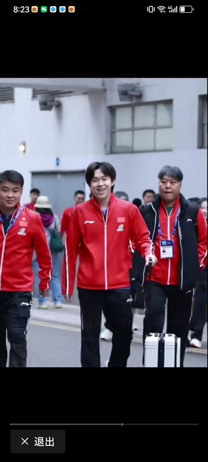 国乒男队需要开窗换气，整个团队从上到下太沉闷了，气压太低氛围压抑，紧张不自信，精