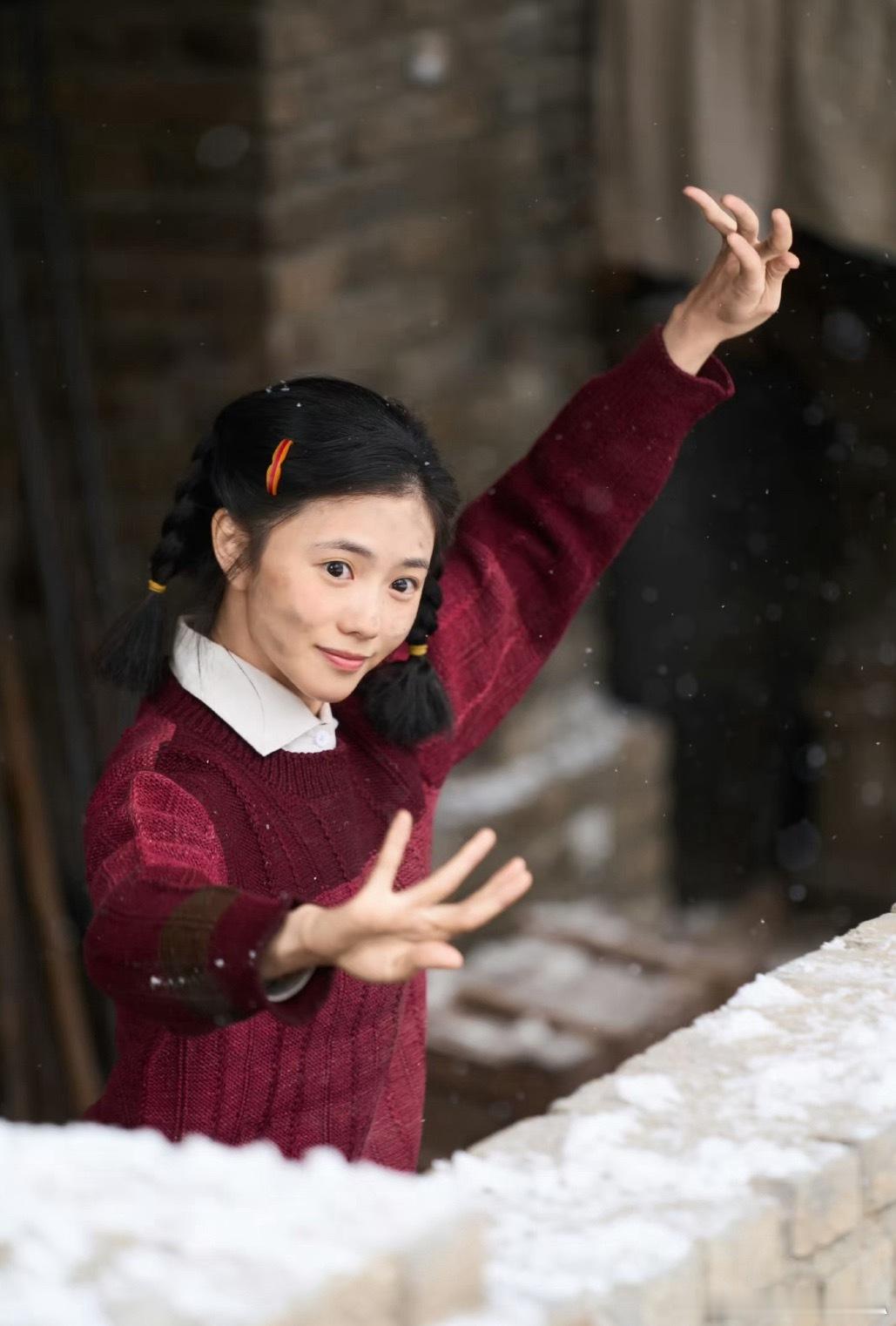 刘浩存一公舞台观众满分师傅及格前几天特意去看了她主演的电影《消失的人》，看完直接