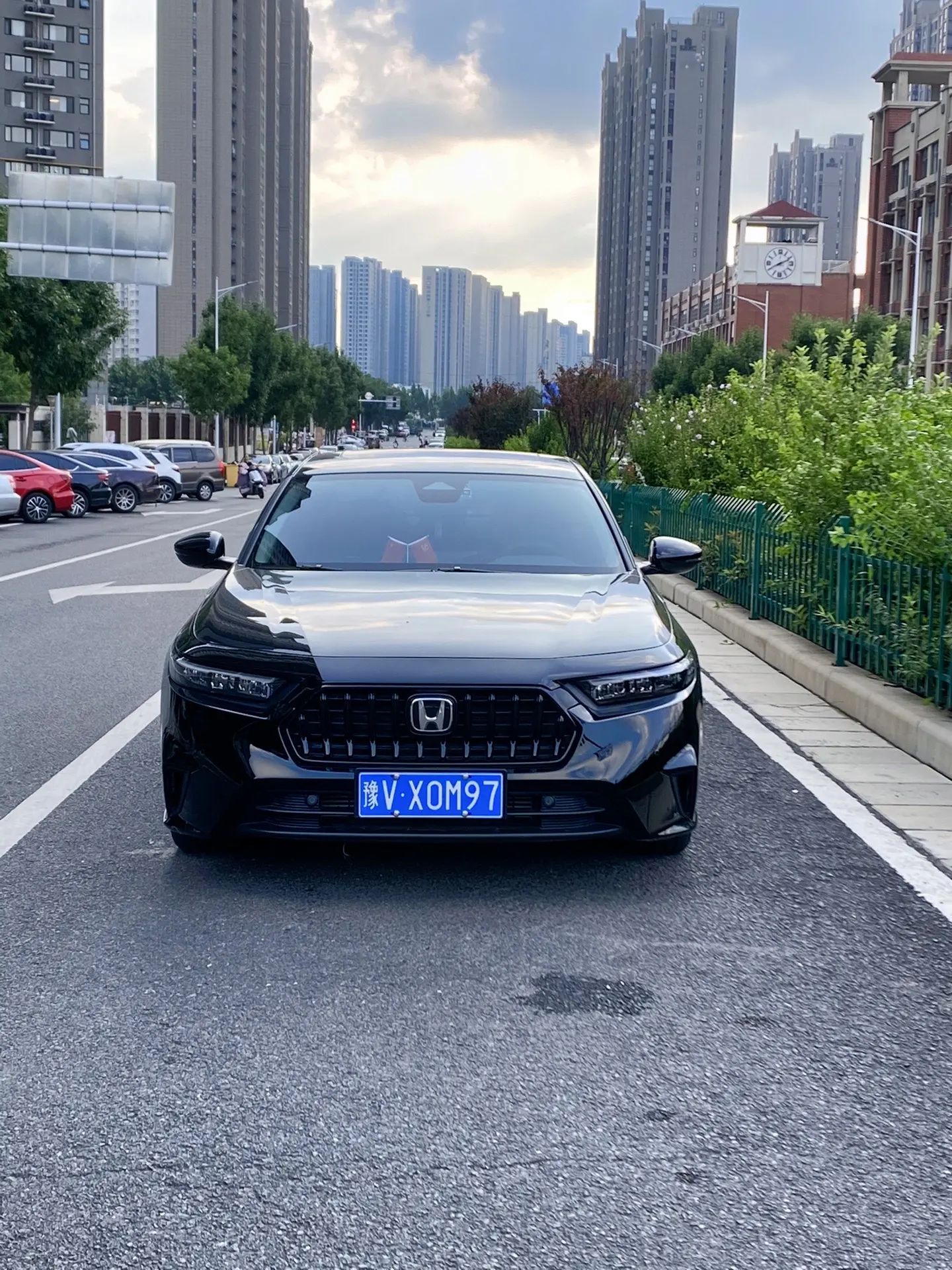 新款英仕派看起来真的丑吗？为什么现在还有那么多人喷这款车
