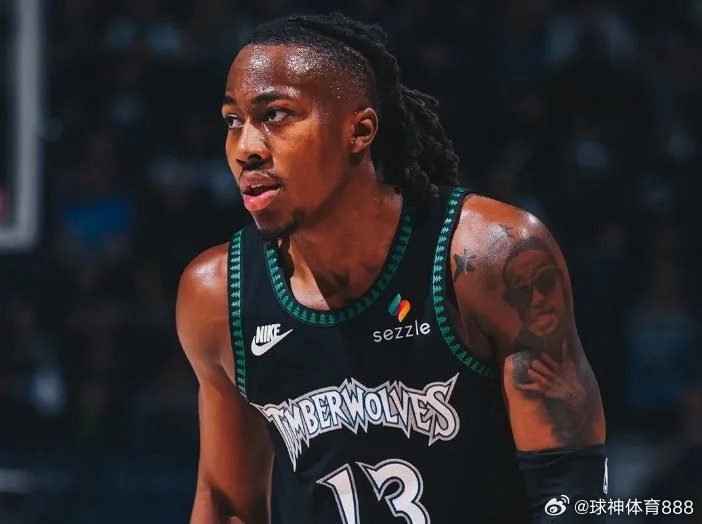 北京时间3月23日，NBA常规赛凯尔特人主场对阵森林狼，爱德华兹继续因伤缺席。凯