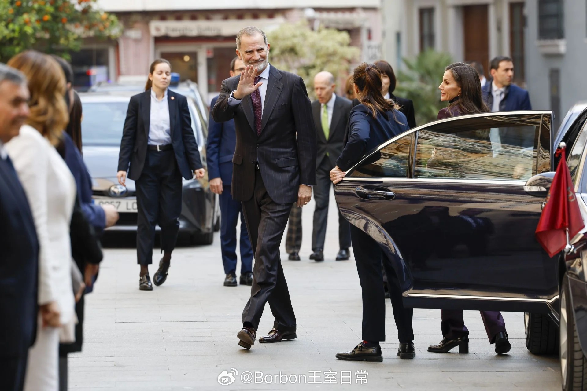 西班牙王室 忙碌的一天昨天（1月14日）费六上午在马德里出席了第十六届西班牙投资