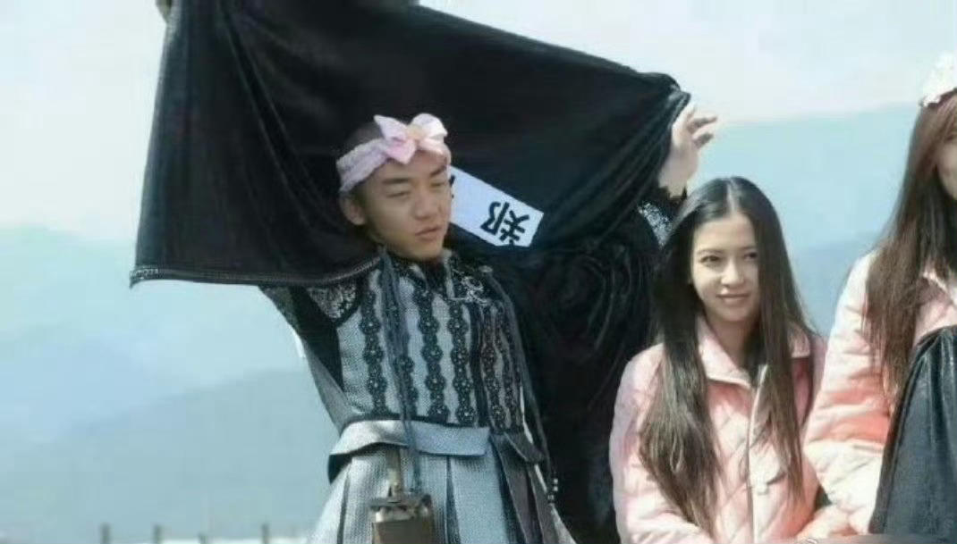 众所周知，以前的跑男才是真正的素颜出镜。 