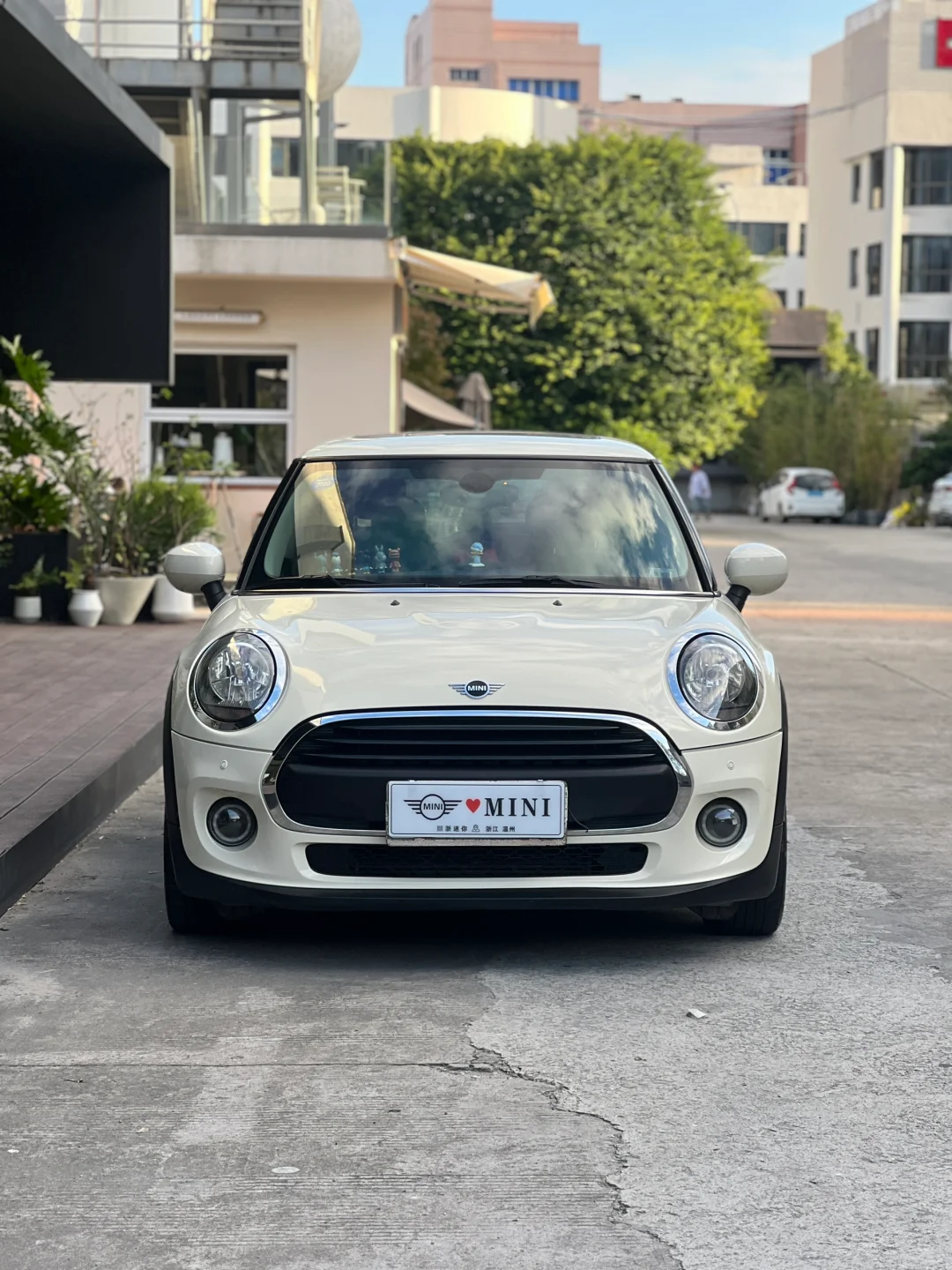 胡椒白电子挡1.5Tmini 一手车