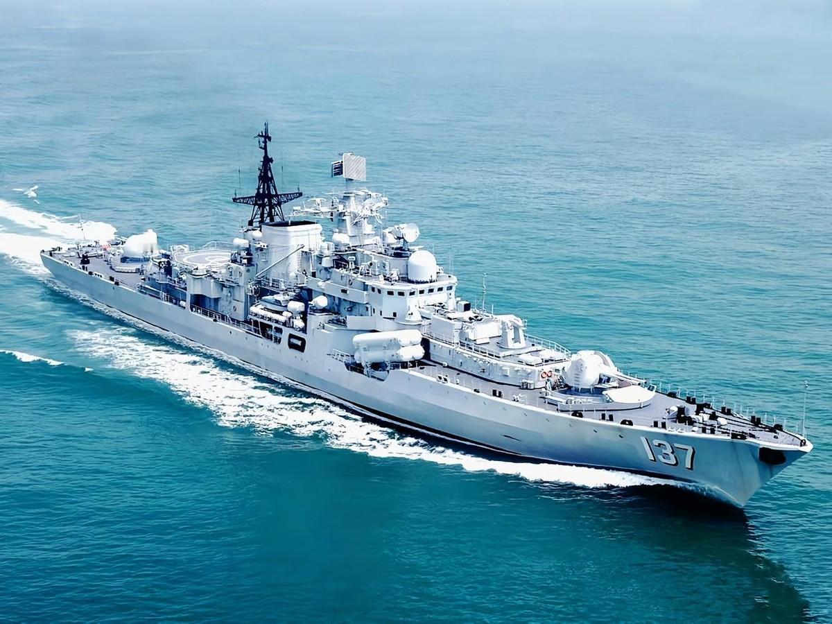 俄乌战场的高强度对抗，本质是俄制导弹体系的实战检验，从亚速钢铁厂攻坚战到精准打击