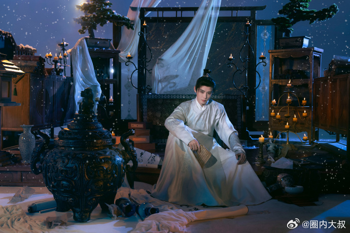 任豪的李怀安还有售后任豪发了李怀安写真组图售后天花板！任豪再发李怀安造型，飘雪烛