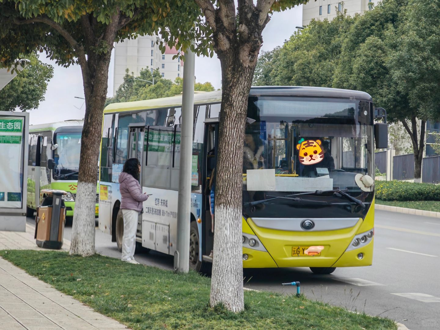 奇妙体体验：云南弥勒，打了一辆公交车出门