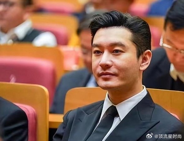 好惨，黄晓明旗下的艺人，没有一个火的！  是他运气差，还是眼光差？ 
