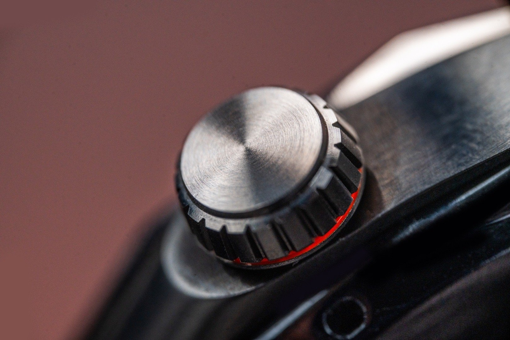 今天聊聊OPPO Watch X3外观，这块OPPO Watch X3在表环上采