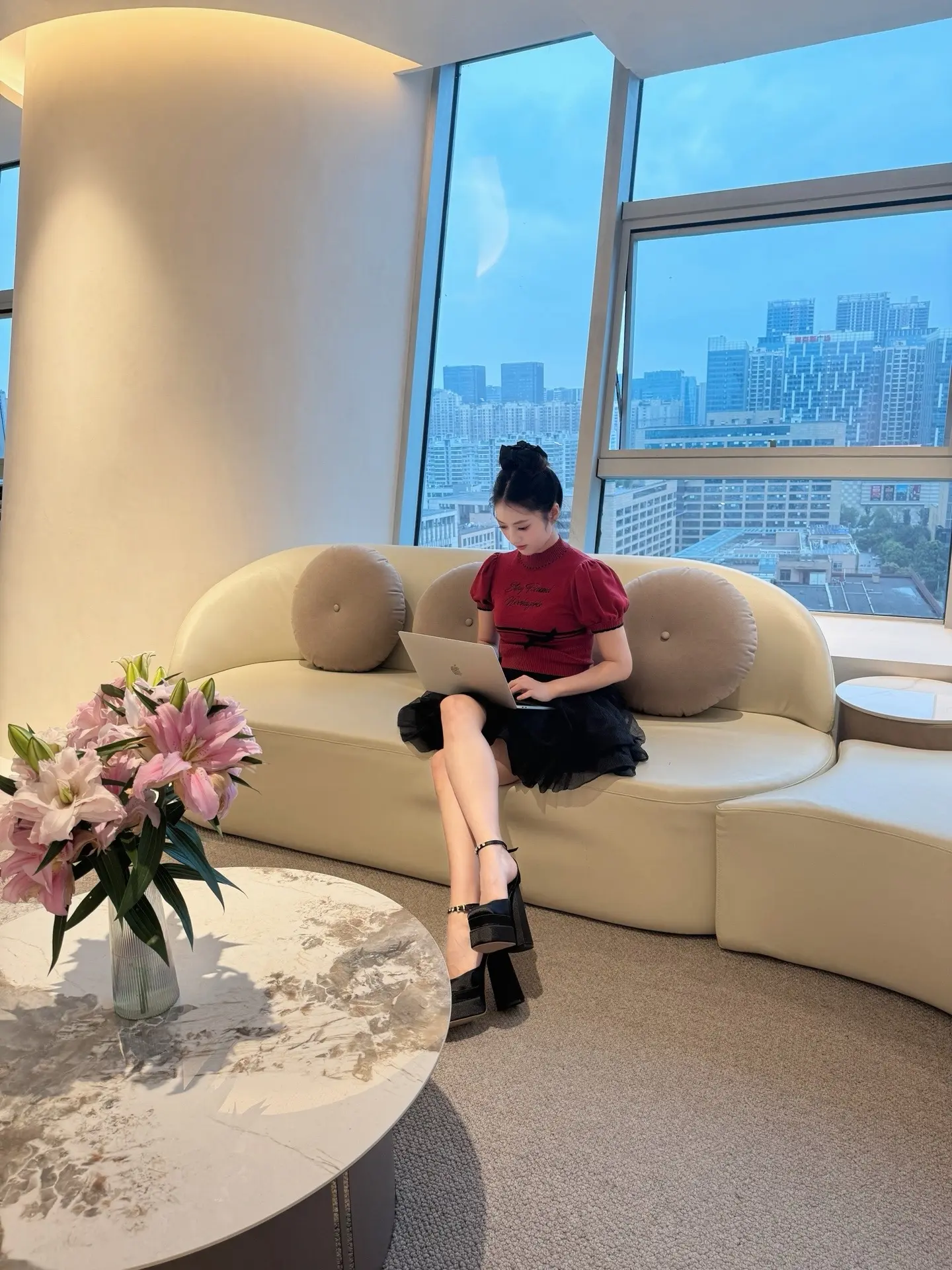 帮我想个文案，谢谢