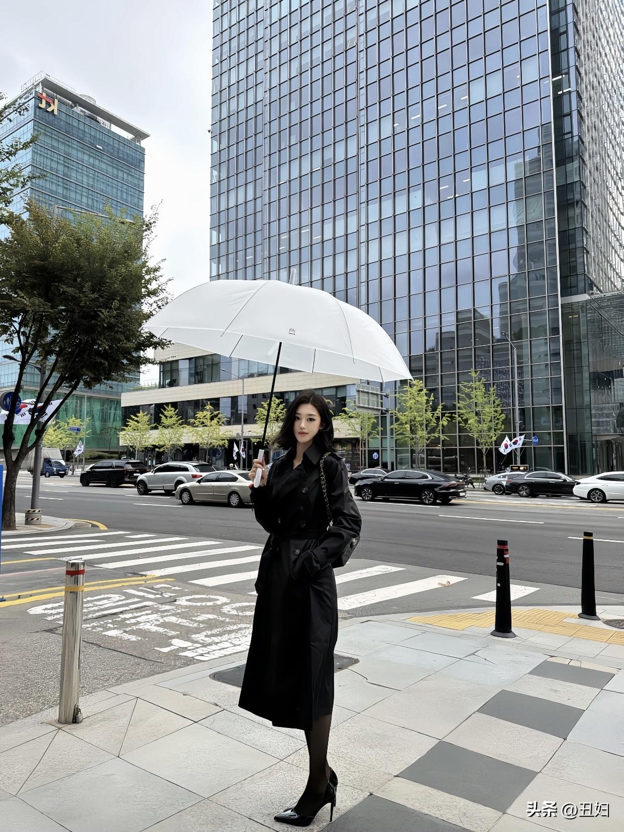 另一种高级感是在两性关系中，不是靠皮囊和曲线，而是有一种独特能量和温柔治愈的魅力