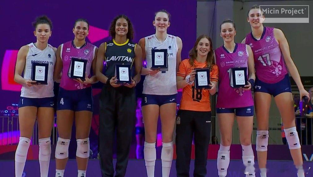 加比评价安特罗波娃：我们早就知道安特罗波娃的潜力。今天，尤其在关键时刻她发挥了关