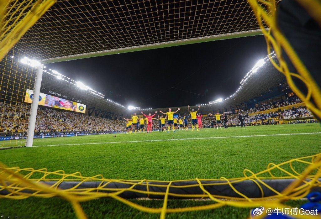 C罗 据利雅迪亚🔴利雅得胜利未来一段时间的新赞助协议总价值将低于过去三个赛季的