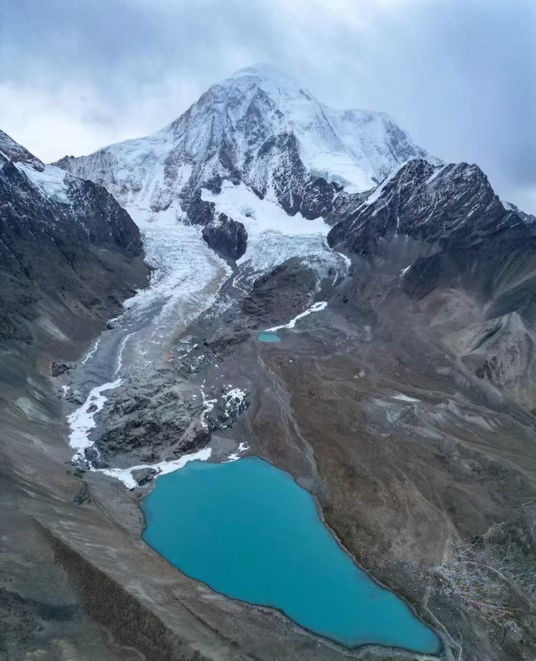 4月24日底部放倍量上涨十大个股1. 凯美特气——倍量15.74，大气治理2. 