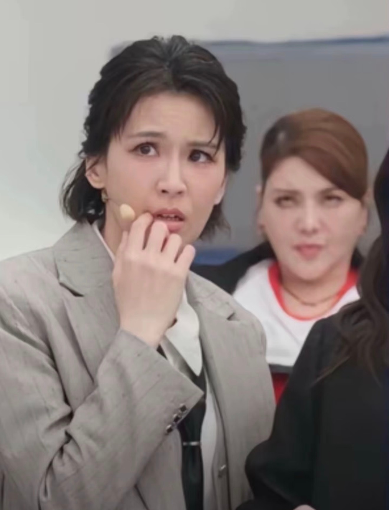 昨晚公布结果时小涂鸦的表情太好笑了 