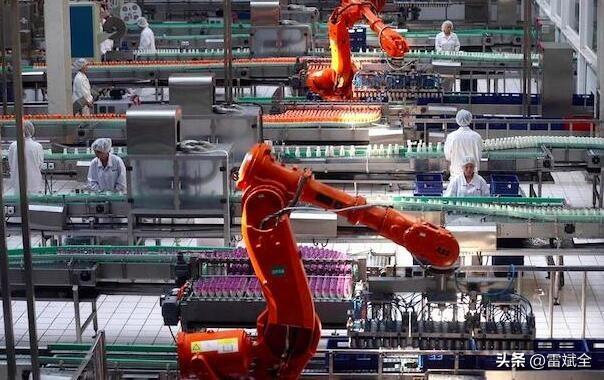 中国上半年外贸数据证实：中国已决定性迈进全球高端产业链。预示：中国迈向发达国家已