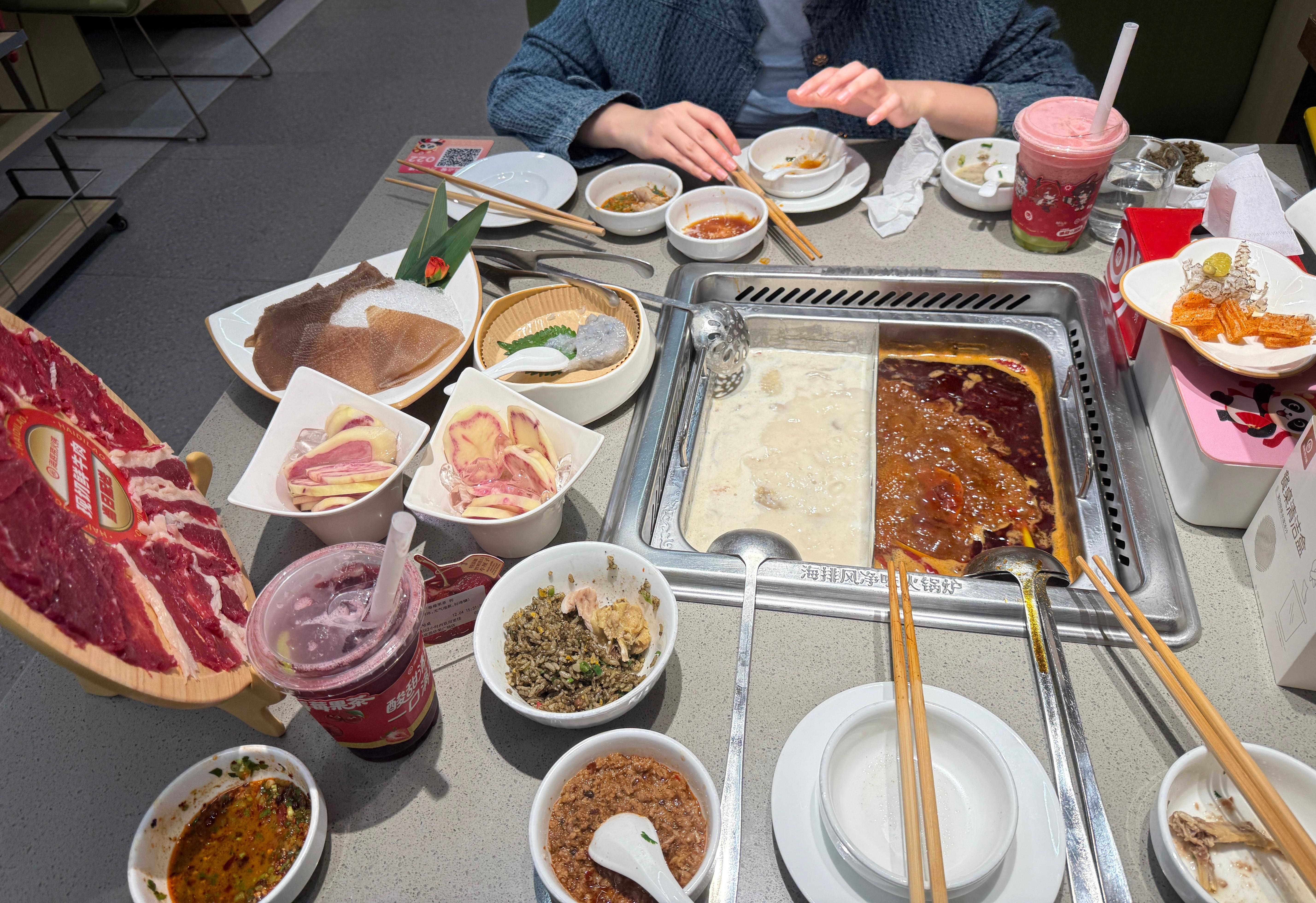 开心，千玺今天有没有好好吃饭～ 