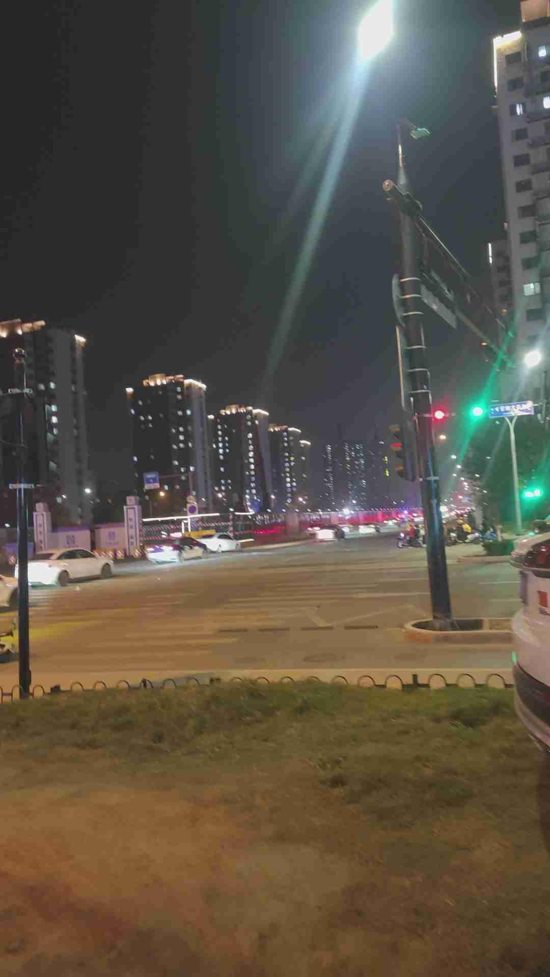 我的今日状态：💰期待暴富
我这里的天气：🌤️多云