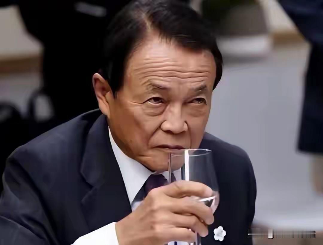 日本7.5级地震，本是天灾，全球应该共同面对，但日本人的做法实在难以让我们共情。