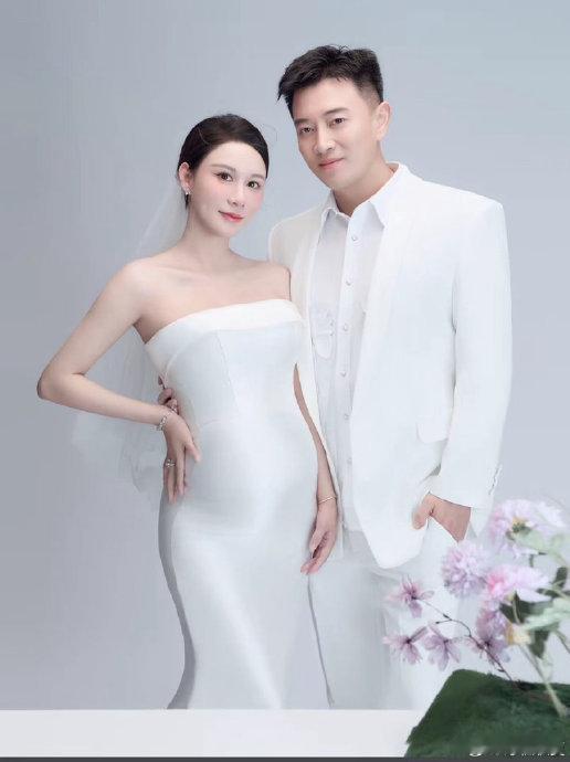 曝蒋毅有老婆孩子最近娱乐圈又爆猛料啦！蒋毅被曝光有老婆孩子，这消息就像一颗重磅炸