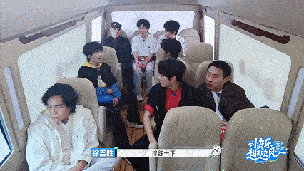 最适合音痴唱的歌出现了 听过龚俊的《亲吻鲨鱼》、徐志胜的《无名的人》、孟子义《至