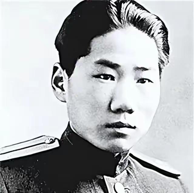 不勒斯1990年，毛岸英去世40年后，她的妻子刘思齐突然向中央提出了两个疑问：第