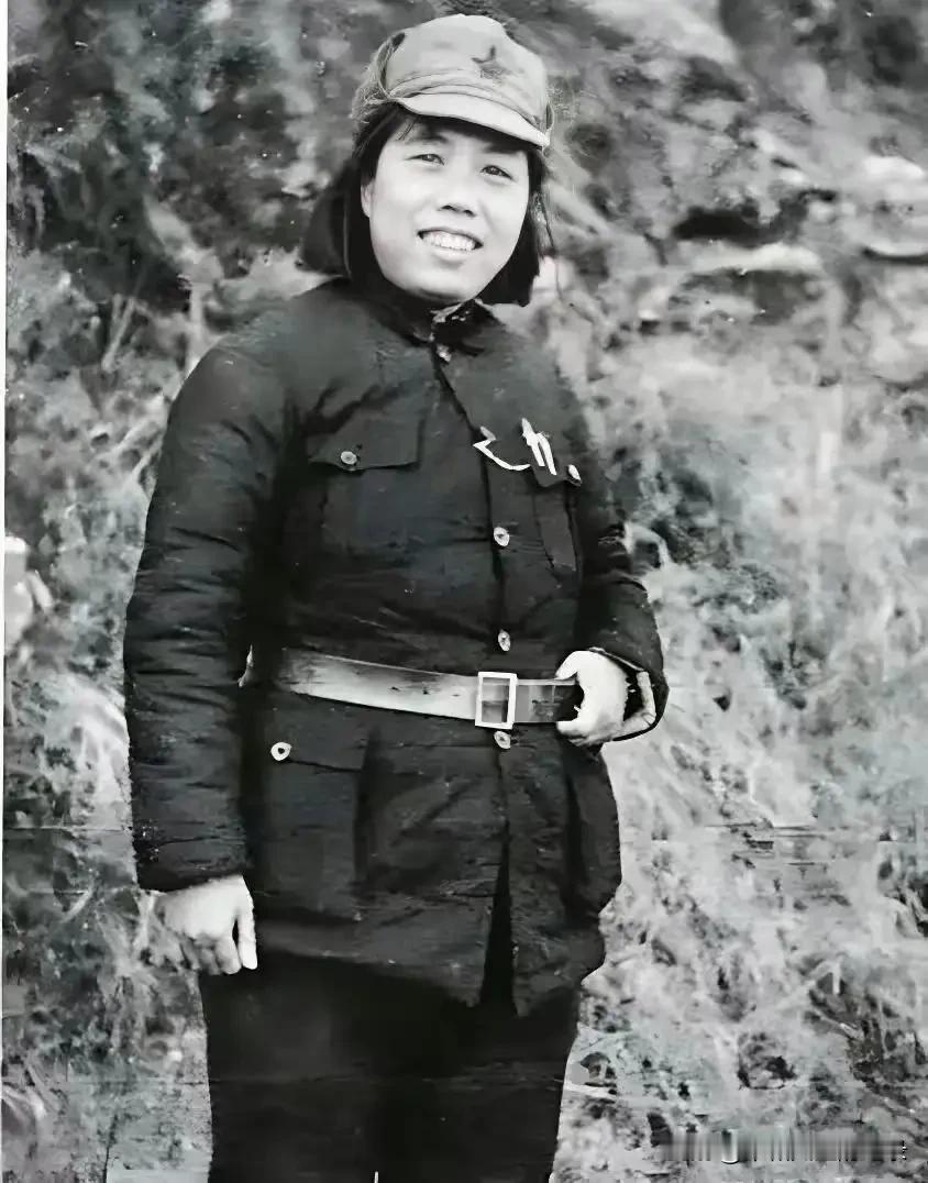 谁认识这位绒装女红军？