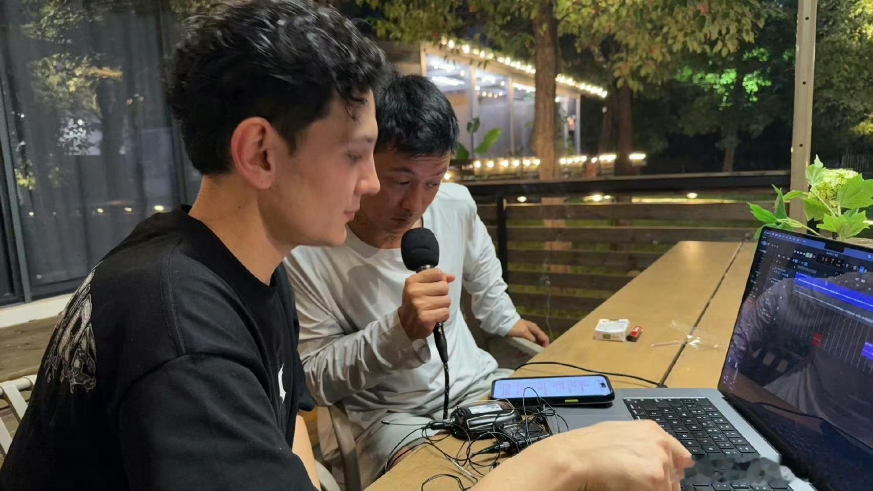 余文乐也在嗑艾热王以太披荆斩棘余文乐你咋也跟着嗑上了！哥哥们互动太有爱了，艾热王
