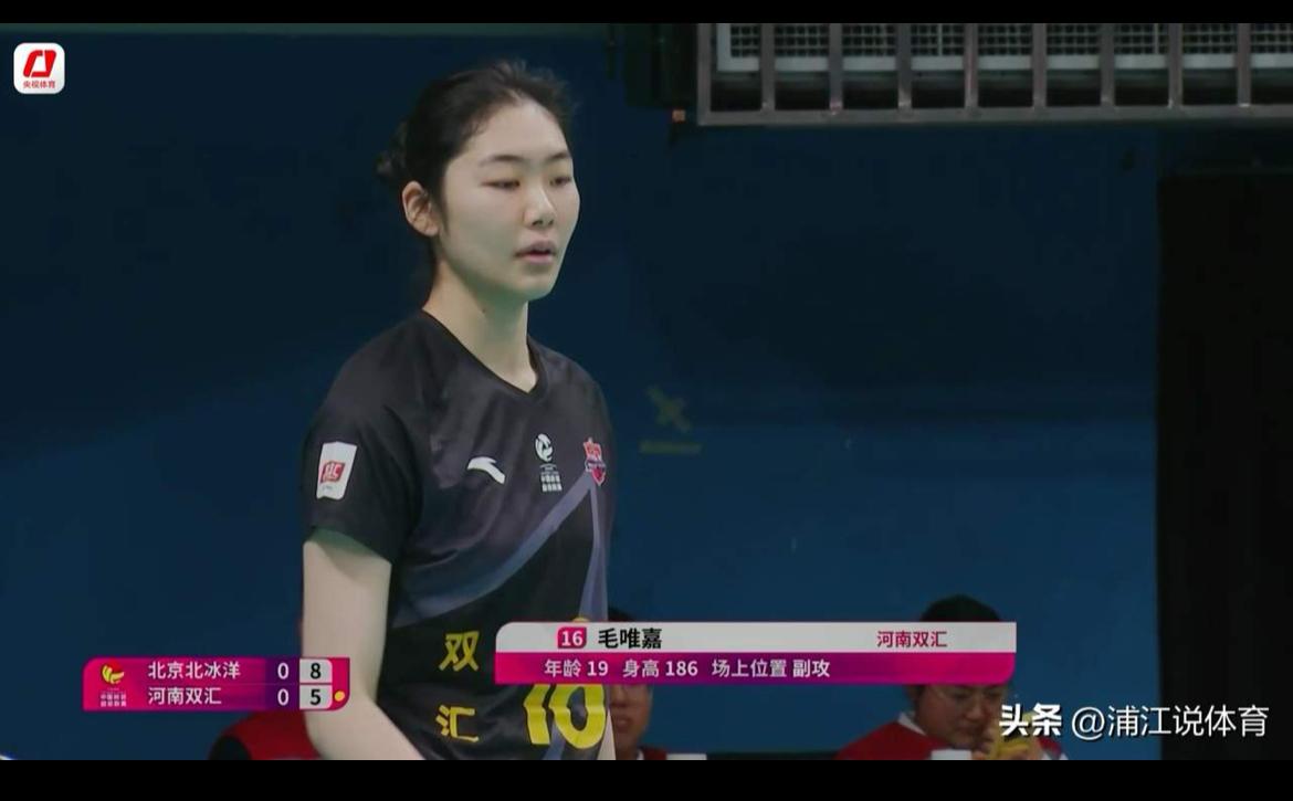 本赛季，全华班的江苏女排，战胜了有外援的天津女排、辽宁女排、河南女排、北京女排，