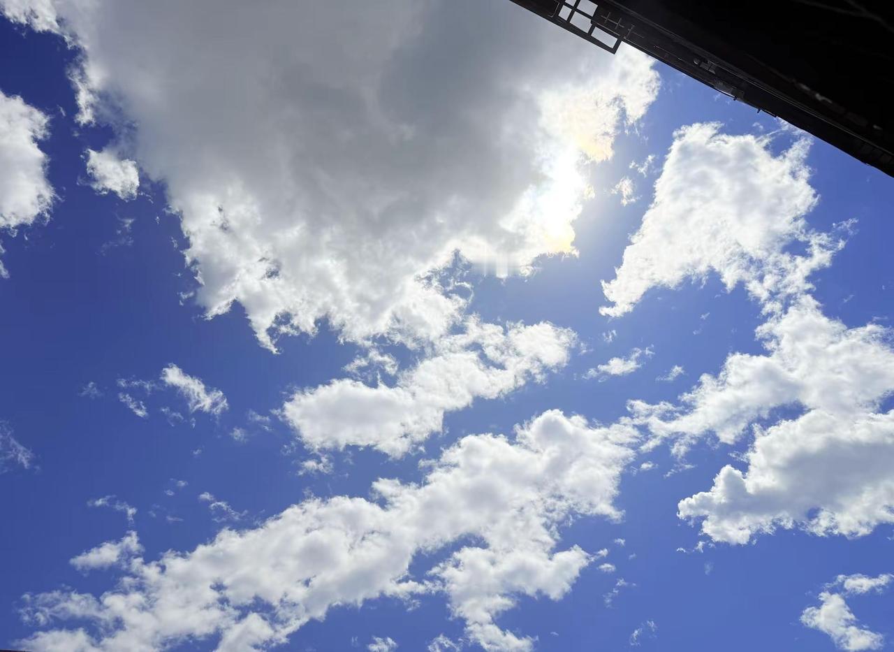我说为什么都写五月的天 北京暴雨 云 初夏 春游
