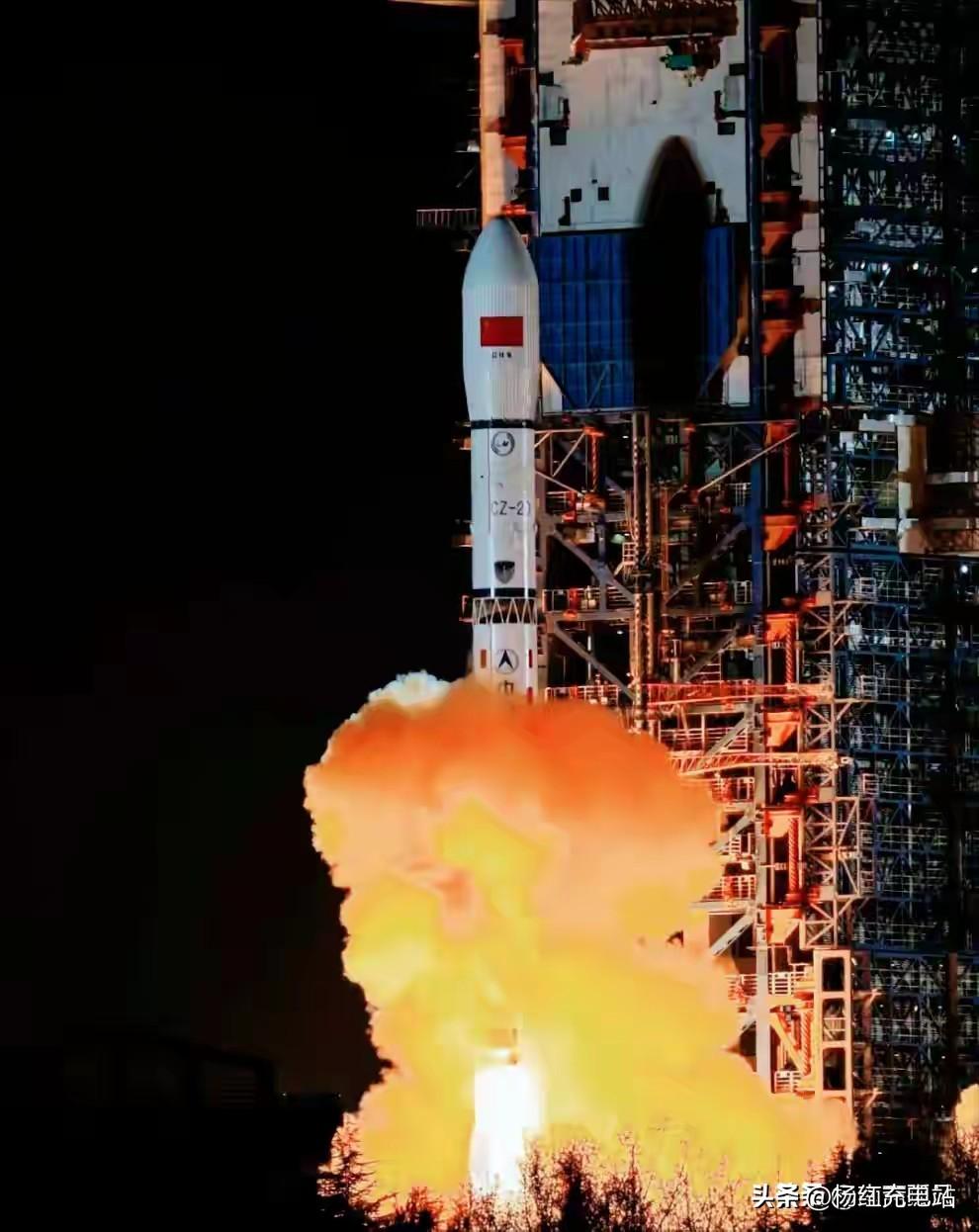 4天3大突破！中国硬核科技刷屏，这个细节才最燃！
 
短短4天，中国连迎三大重磅