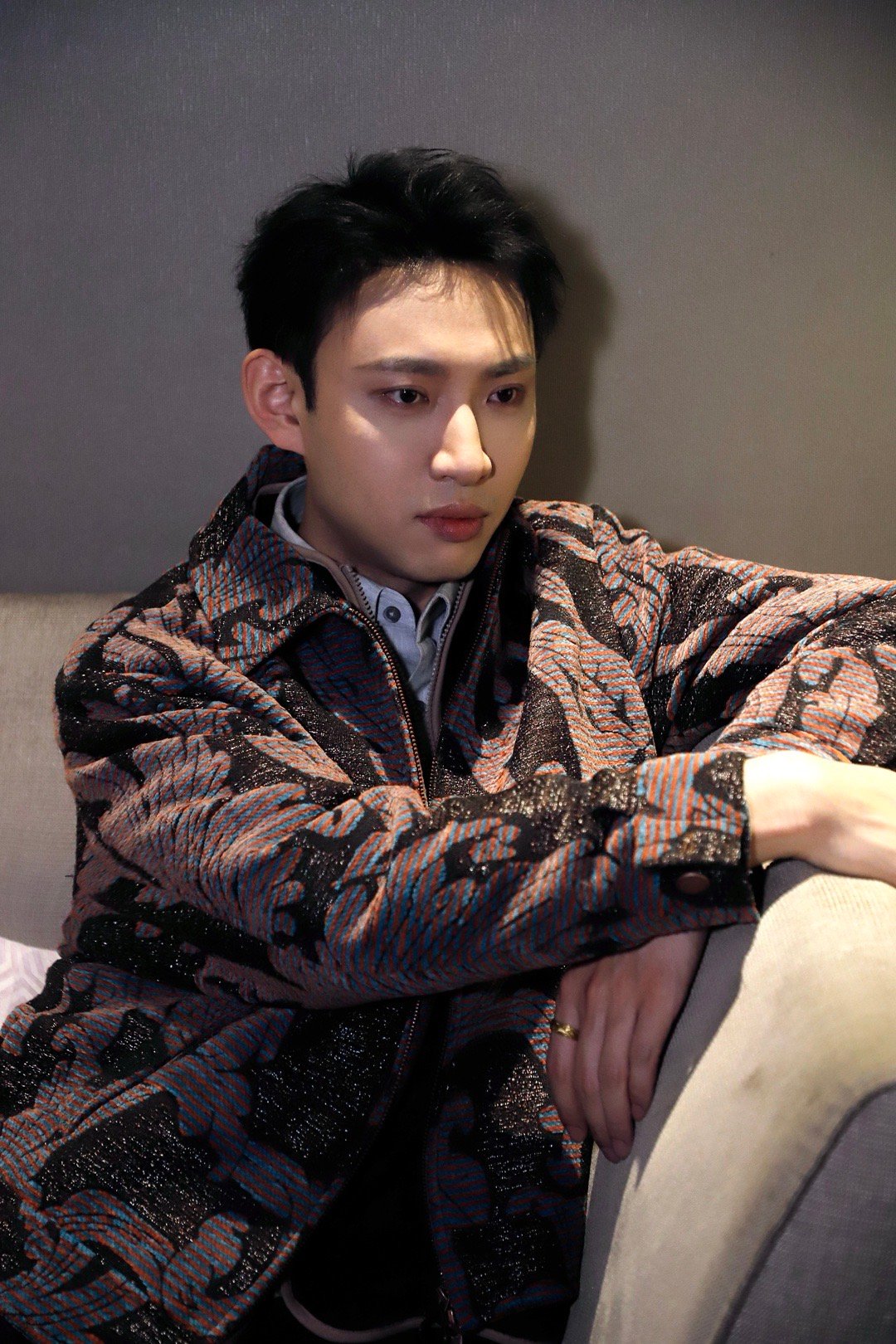 史上最高分小品少爷和我 少我粉集合！今天不干别的，就检查的刘海！当年龙傲天拼死护