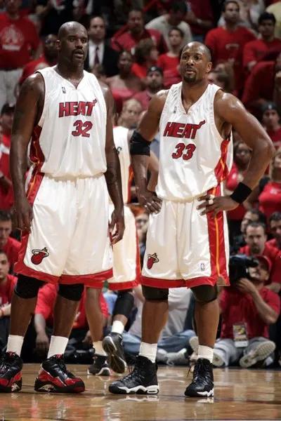 不得不提！！！
这十位应该是NBA历史上最强壮的球星了[强]

第十位 罗恩·阿