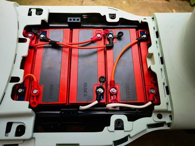 用多了才知道，铅酸电池“2个延长寿命”的方法，帮你省钱
 
咱们平常骑电动车出门