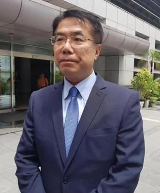 台湾省台南市长黄伟哲发表声明，

4月13日，针对郑丽文访陆为台湾带来10点惠台