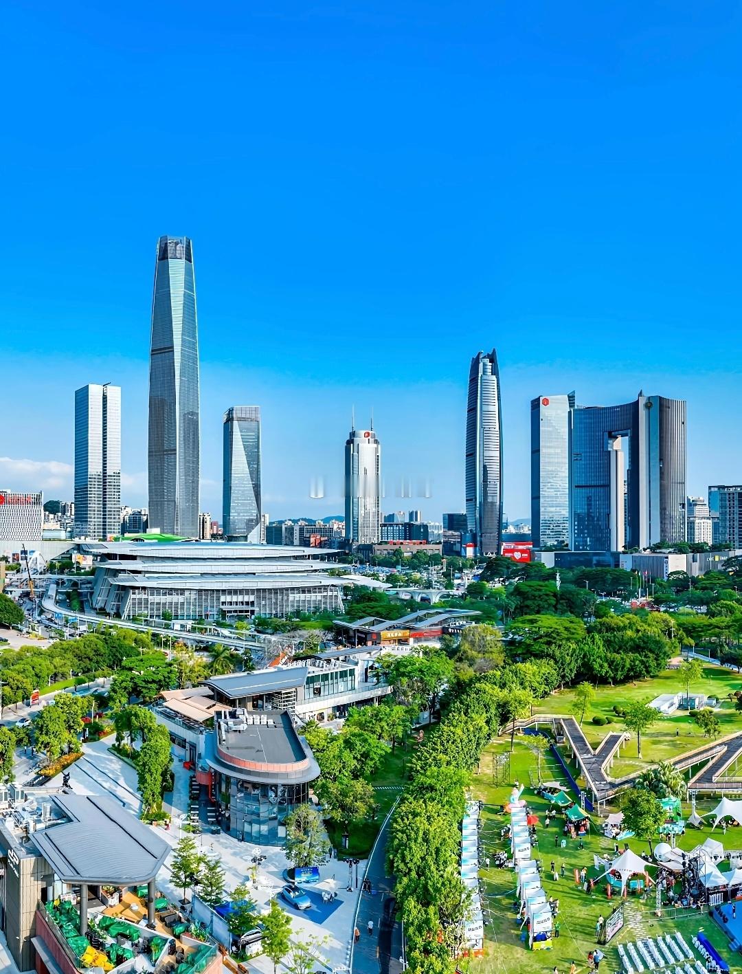 东莞已经成为超大城市了，为什么很多人在提到东莞的时候总会觉得它是一个小城市？ 