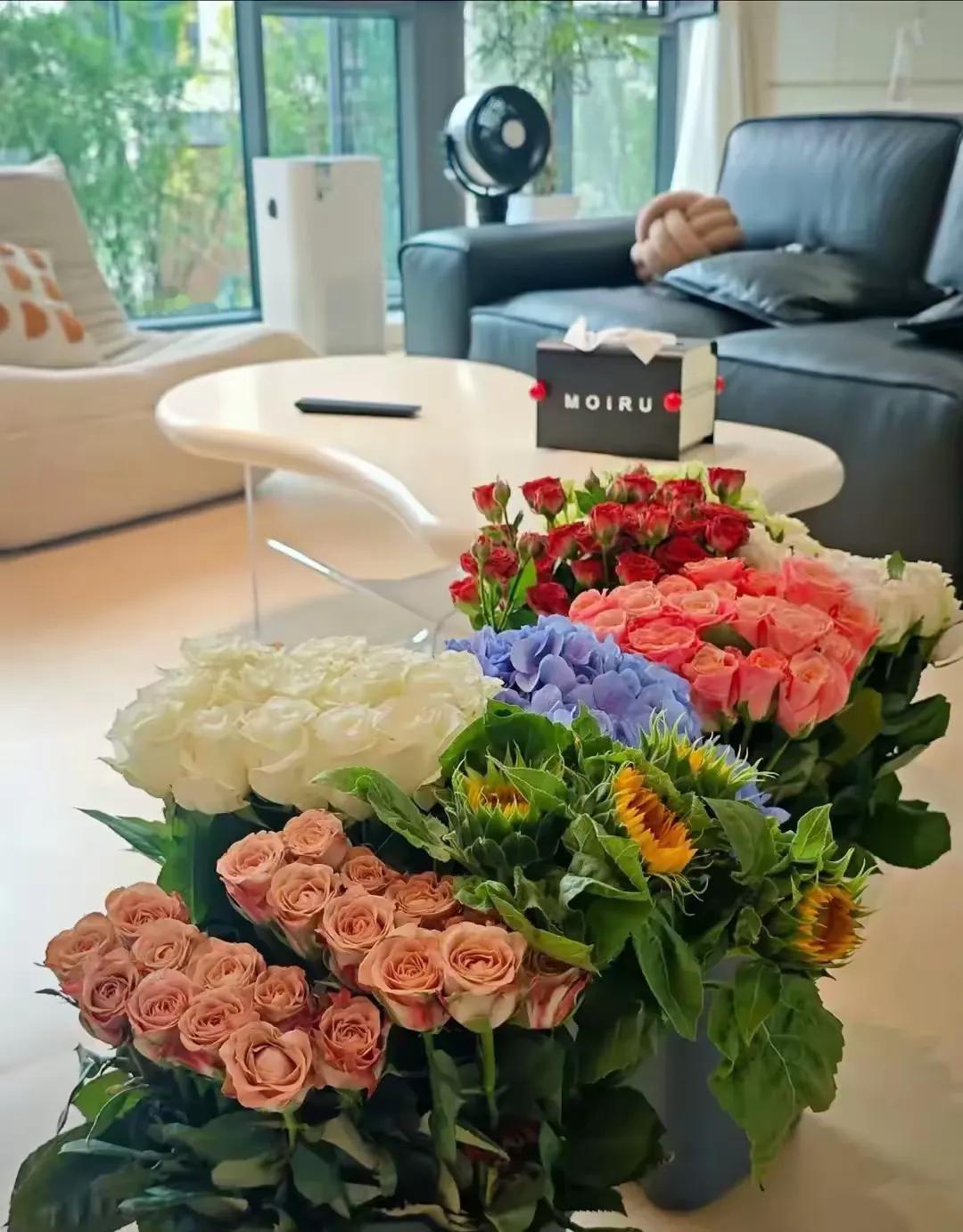 嫁给有钱人，或许能拥有物质上的富足，但这并不意味着就一定能拥有幸福。金钱可以买到
