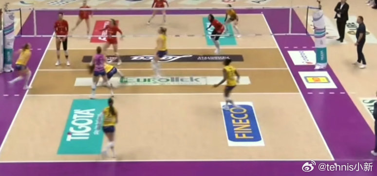 今天好像是17扣中12吧朱婷留洋第七季