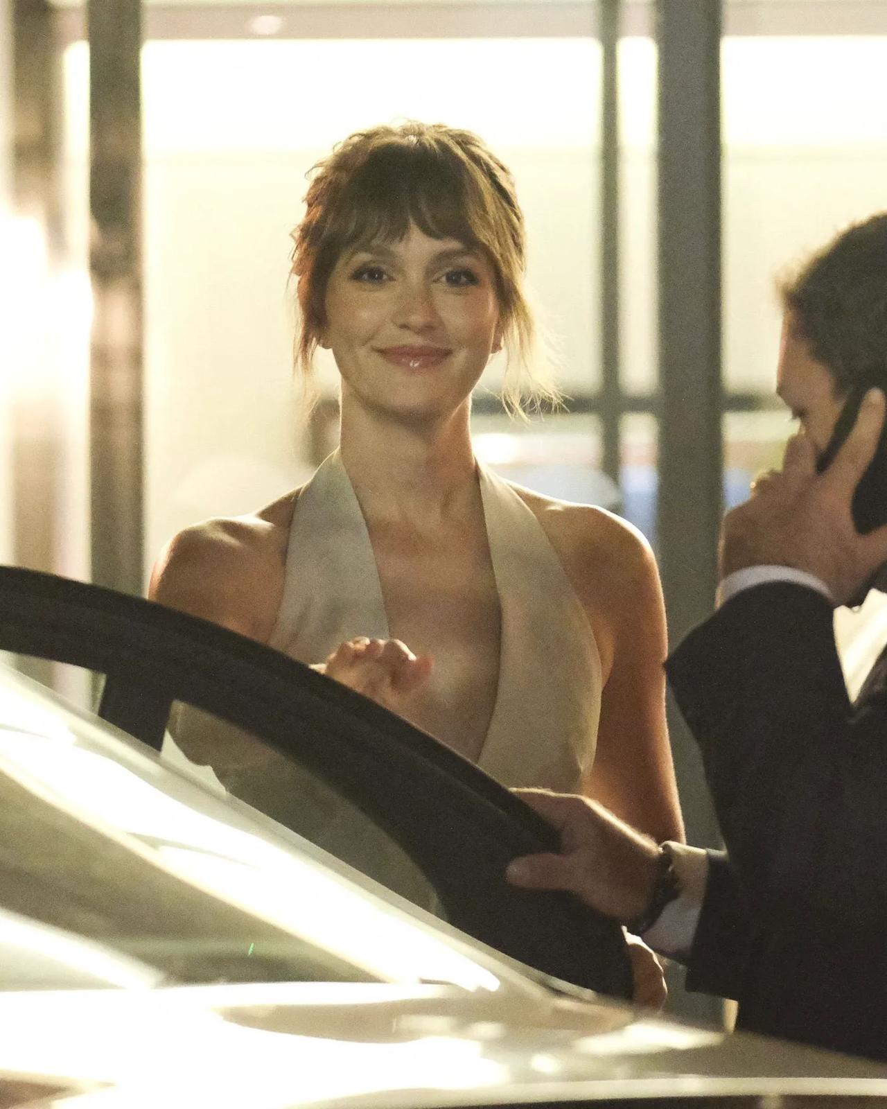 《绯闻女孩》“Queen B”Leighton Meester和Chuck Ba