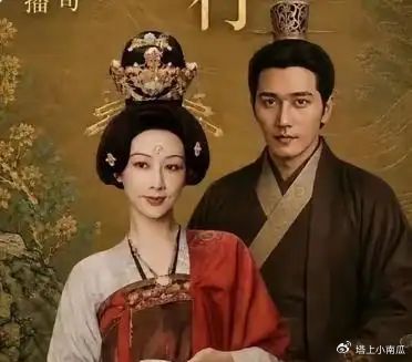 难怪投资方，宁愿把砸进去的钱全亏光，也死死按住《簪中录》不肯上线。2019年开机