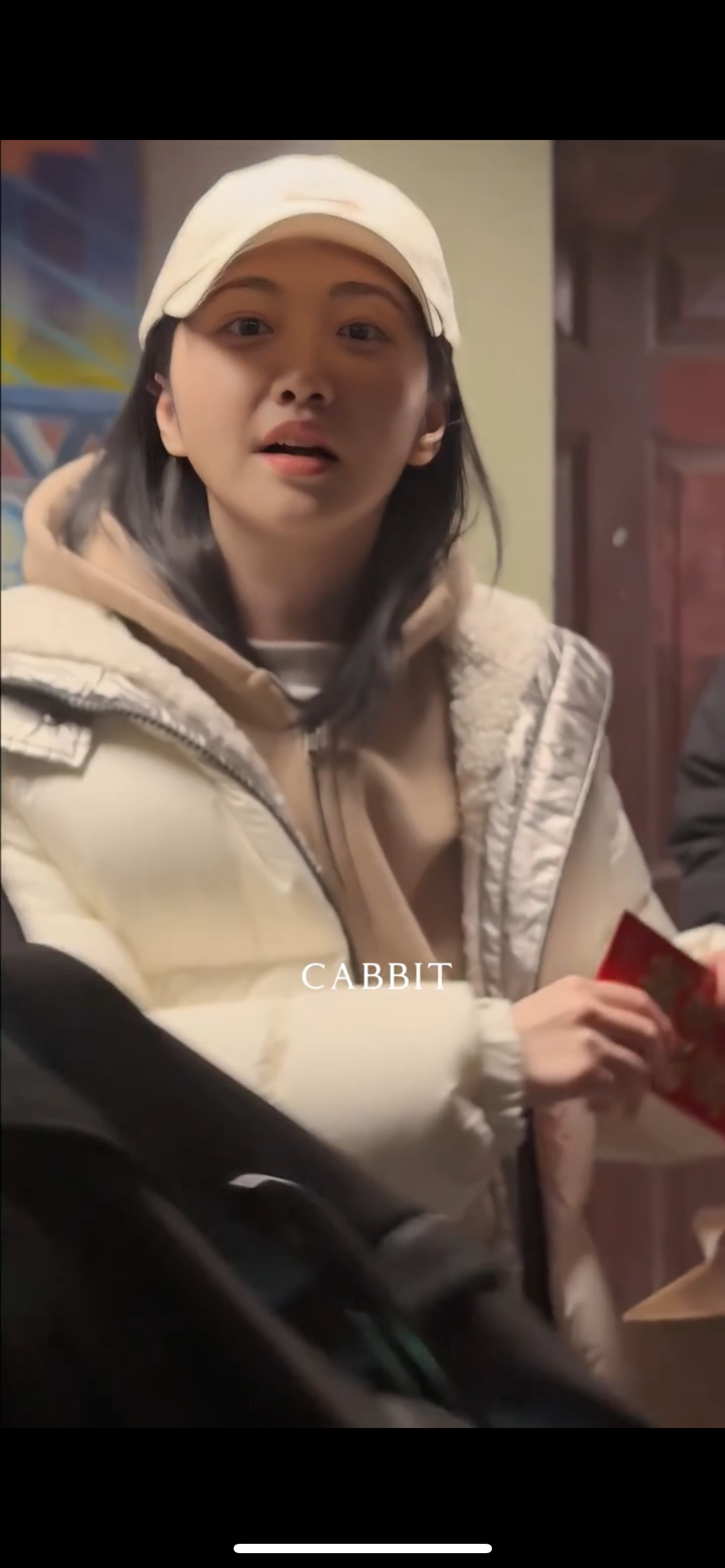 景甜亲手给粉丝发200元红包景甜从除夕发红包发到初七 看到粉丝拿到两份红包的反馈
