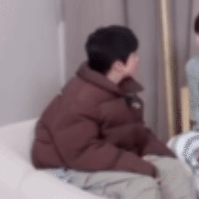 一坨开悟的肉好蟑 ​​​