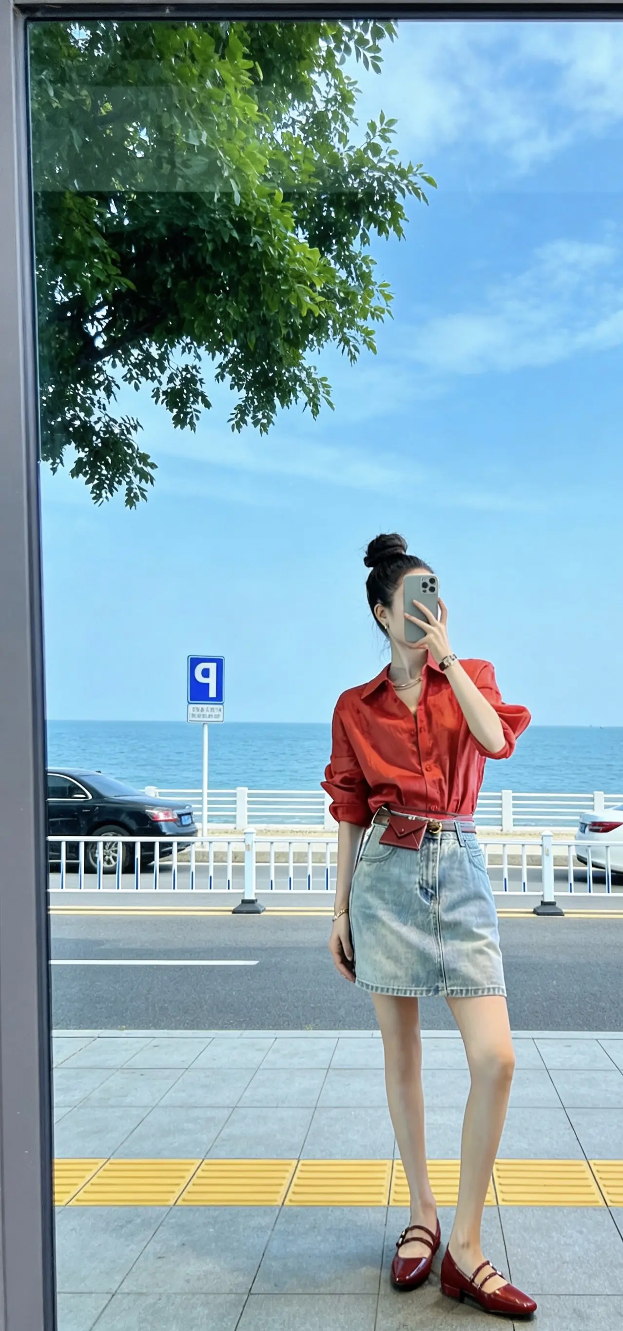 生而为人 谁也不比谁高贵 我从不瞧不起任何人 也从不巴结任何人 做好自...