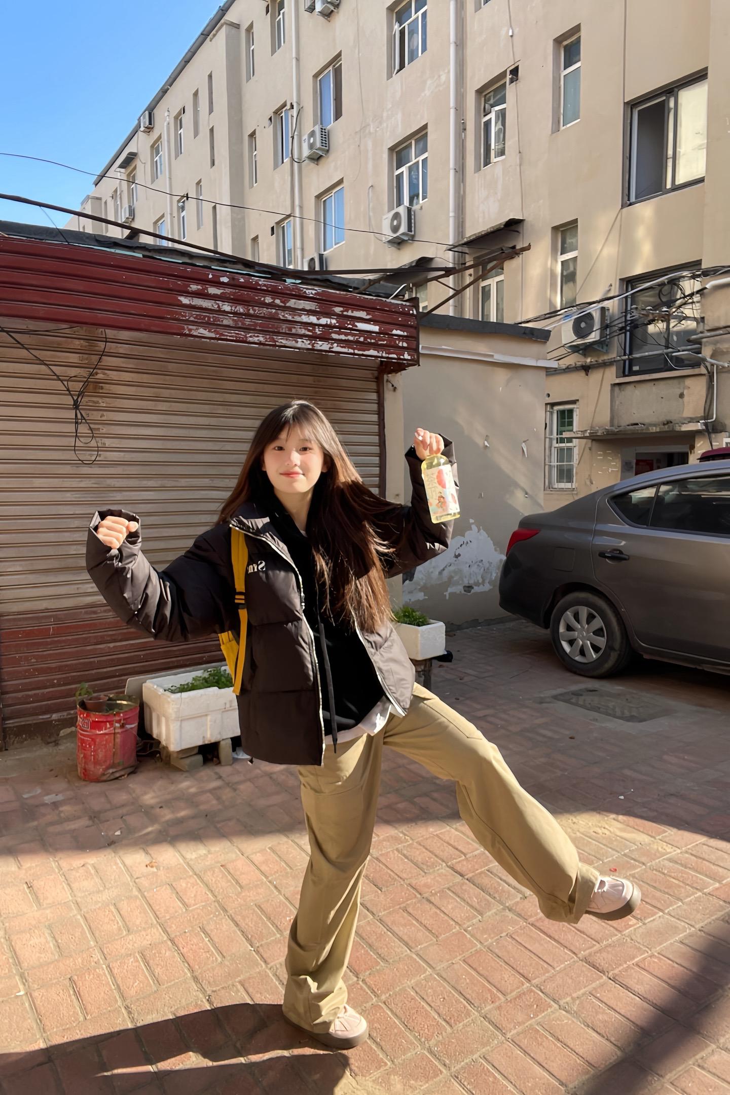 每个人都是星星 暗一点也没关系啦。