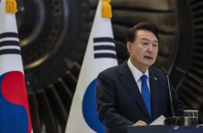 情况比电影剧情还精彩，先是国会弹劾尹锡悦没有通过，然后前国防部长金龙显试图自尽，