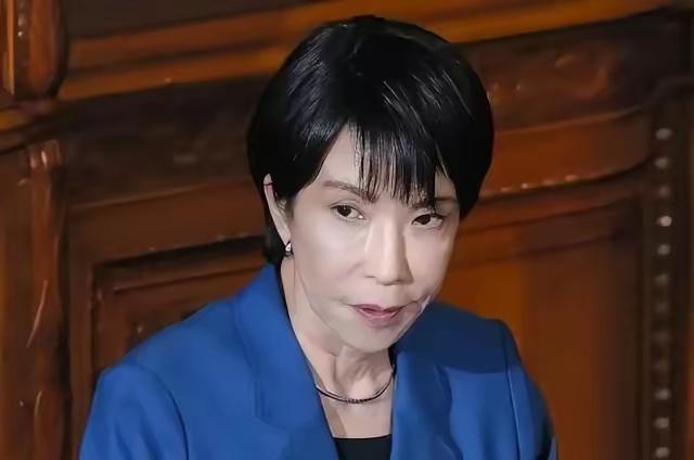 日本这防卫费，快冲到十万亿了。

央视最近点了这么一句，值得咱们所有人心里掂量掂