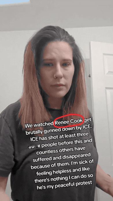 太抽象了：美国熟女剃光头抗议ICE打死人，但受害者名字竟然写错！美国一位40多岁